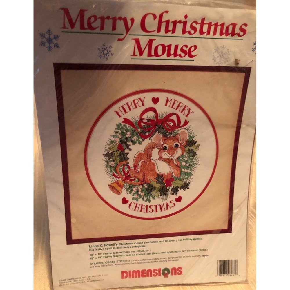 Dimensions Cross Stitch Kit 8435 Merry Christmas Mouse NIP 1992